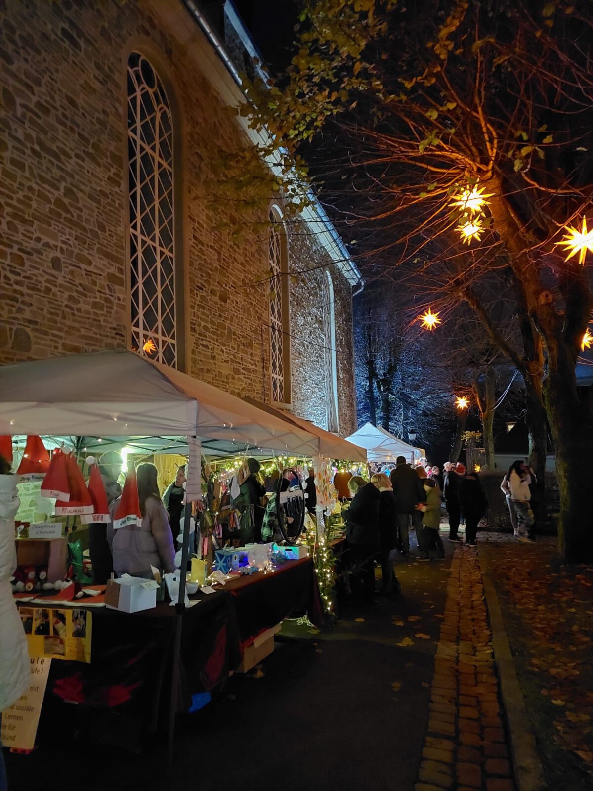 Mit Markt und Musik in den Advent