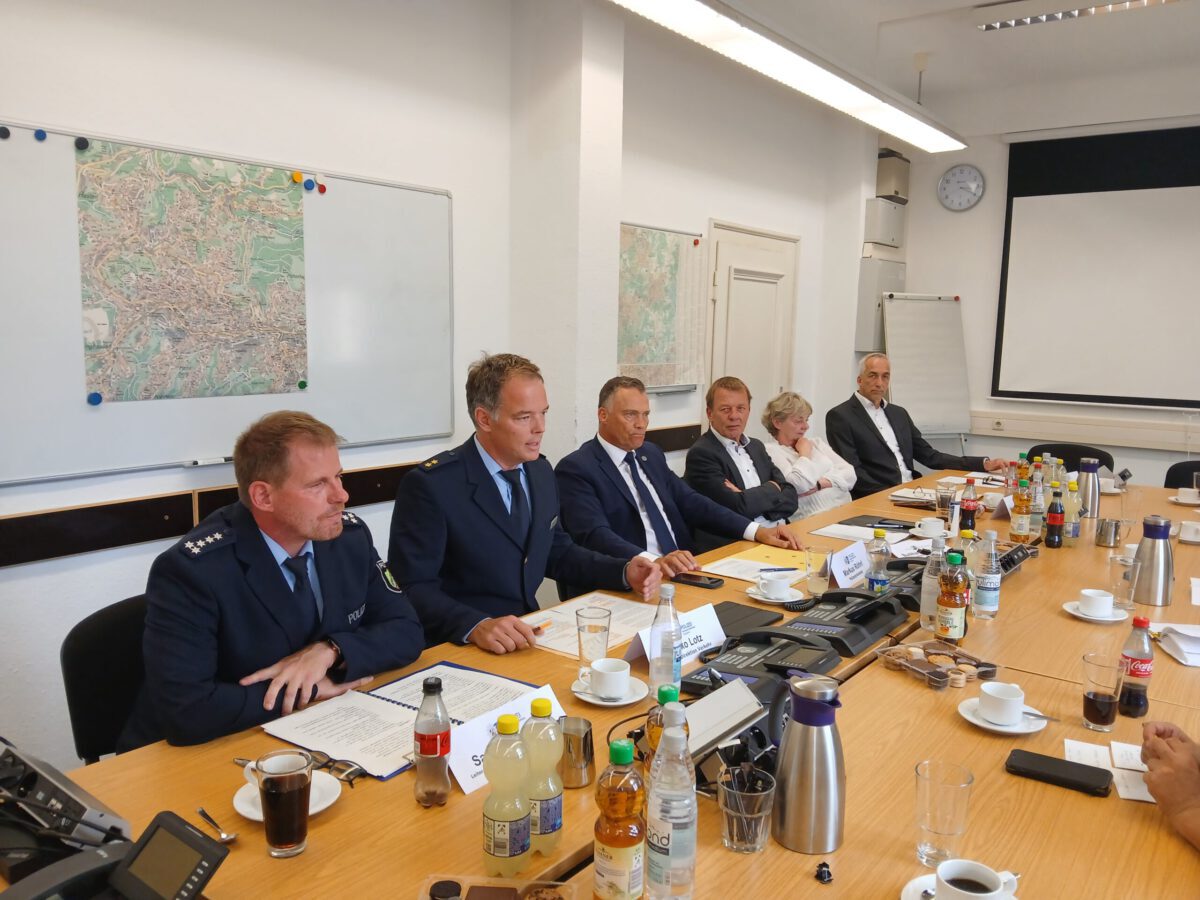 War es vielleicht nicht genug?